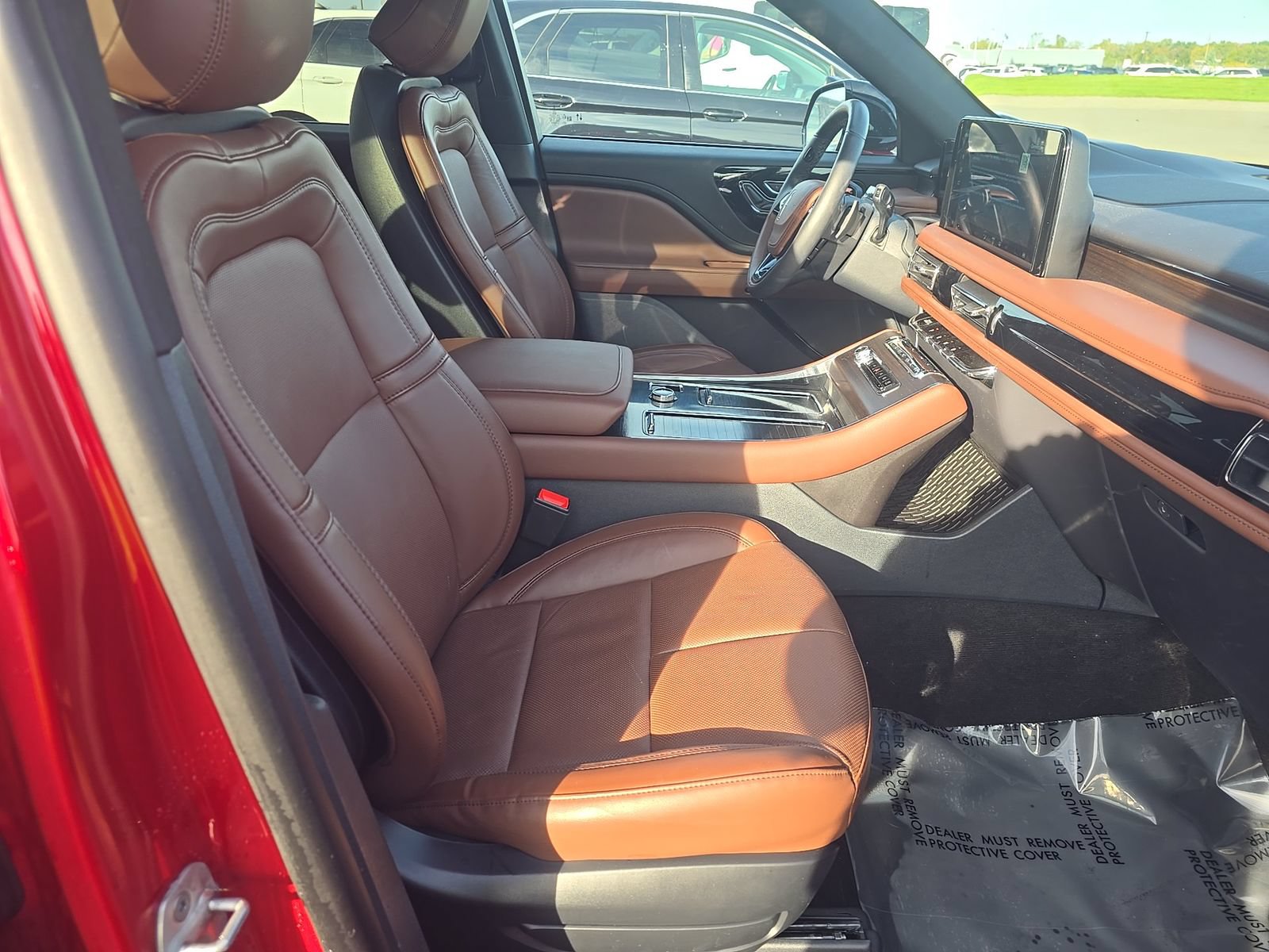 Used 2026 Lincoln Aviator Reserve AWD/4WD image 11