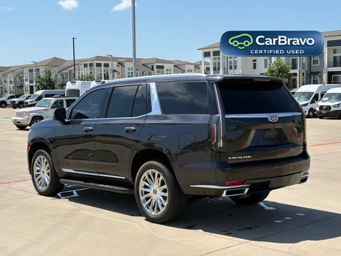 Used 2023 Cadillac Escalade Premium Luxury AWD/4WD image 5