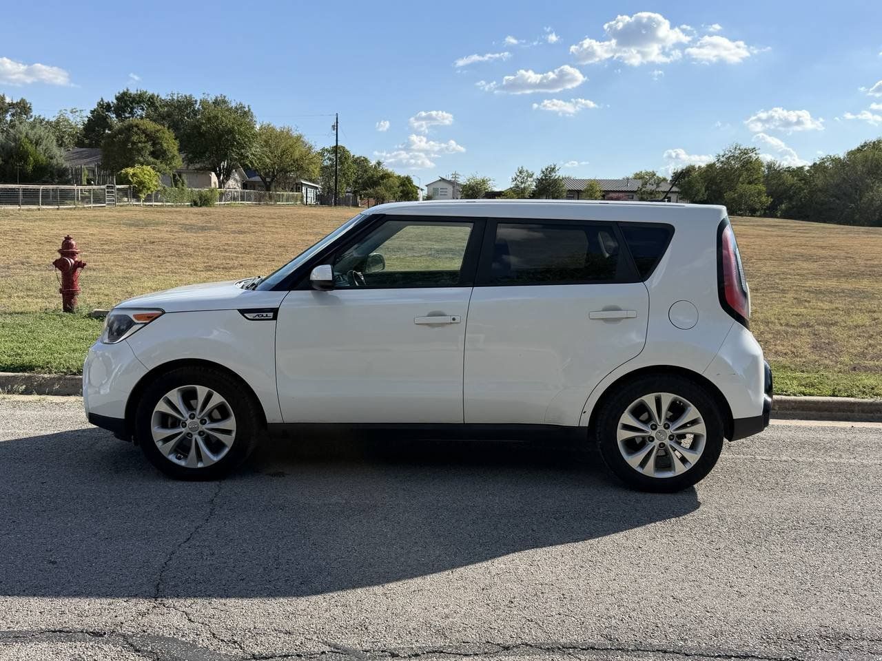 Used 2016 Kia Soul + FWD image 1