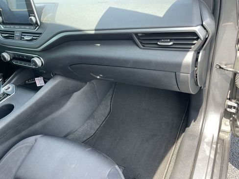 Used 2020 Nissan Altima 2.5 S FWD image 32