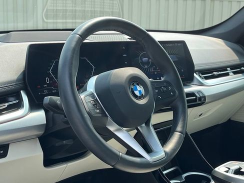 Used 2026 BMW X1 xDrive28i AWD/4WD image 19