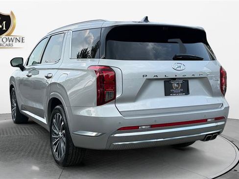 Used 2025 Hyundai Palisade Calligraphy AWD/4WD image 3