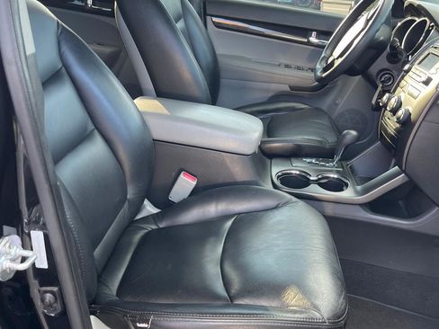 Used 2013 Kia Sorento LX AWD/4WD image 5