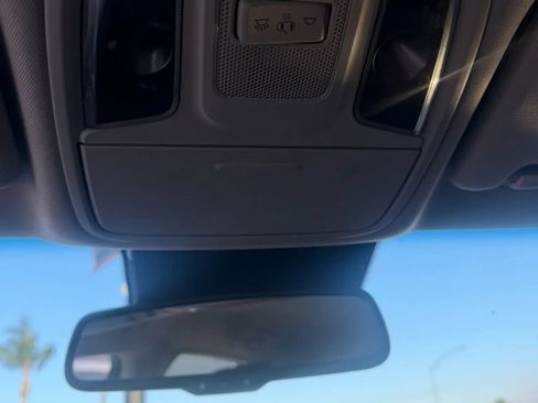 Used 2018 Kia Stinger RWD image 25