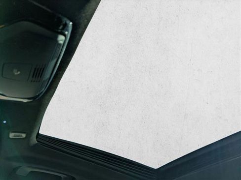 Used 2021 BMW 540i w/ Premium Package image 22