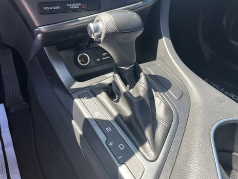 Used 2015 Kia Optima LX FWD image 27