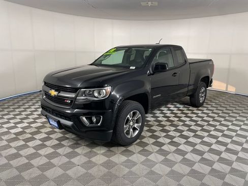 Used 2018 Chevrolet Colorado Z71 AWD/4WD image 1