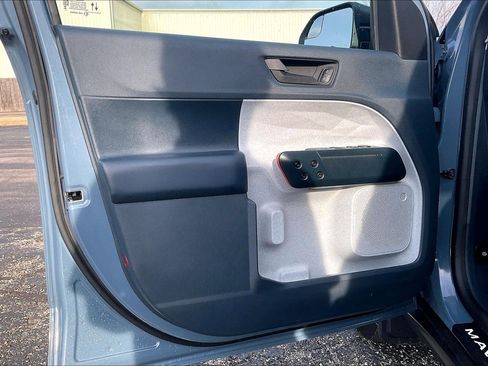 Used 2024 Ford Maverick XLT image 18