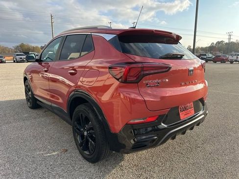 Used 2024 Buick Encore GX Sport Touring w/ Comfort Package image 5