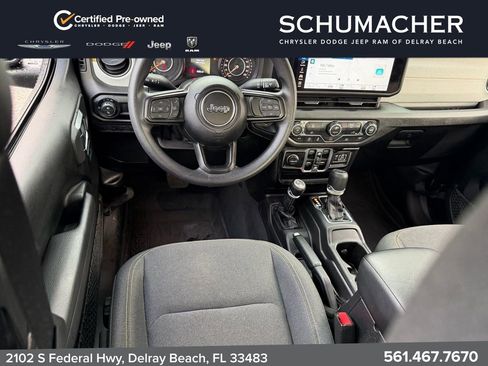 Used 2026 Jeep Gladiator Sport AWD/4WD image 15