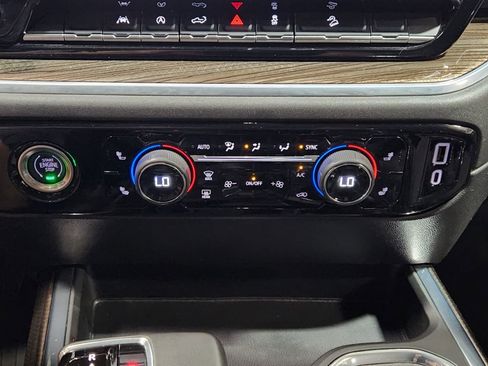 Used 2022 Chevrolet Silverado 1500 LT Trail Boss w/ Protection Package image 42