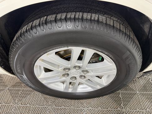 Used 2013 Buick Enclave Convenience w/ LPO, Cargo Convenience Pkg image 9