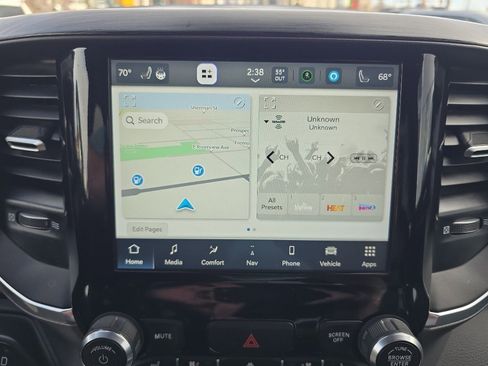 Used 2024 RAM 1500 Laramie image 23