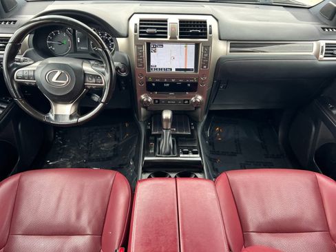 Used 2021 Lexus GX 460 Premium image 3