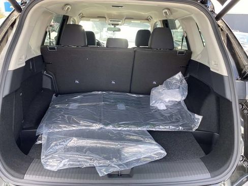 New 2026 Nissan Rogue SV w/ Cold Weather Package AWD/4WD image 4