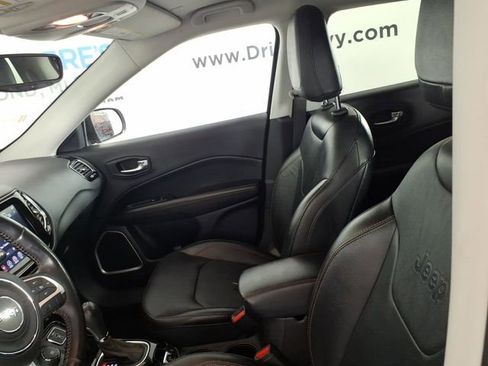 Used 2020 Jeep Compass Limited AWD/4WD image 13