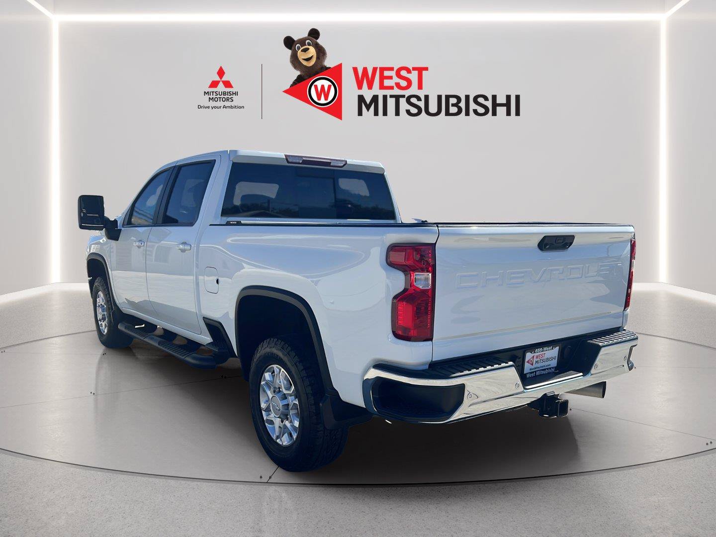Used 2020 Chevrolet Silverado 2500 LT w/ All Star Edition AWD/4WD image 4