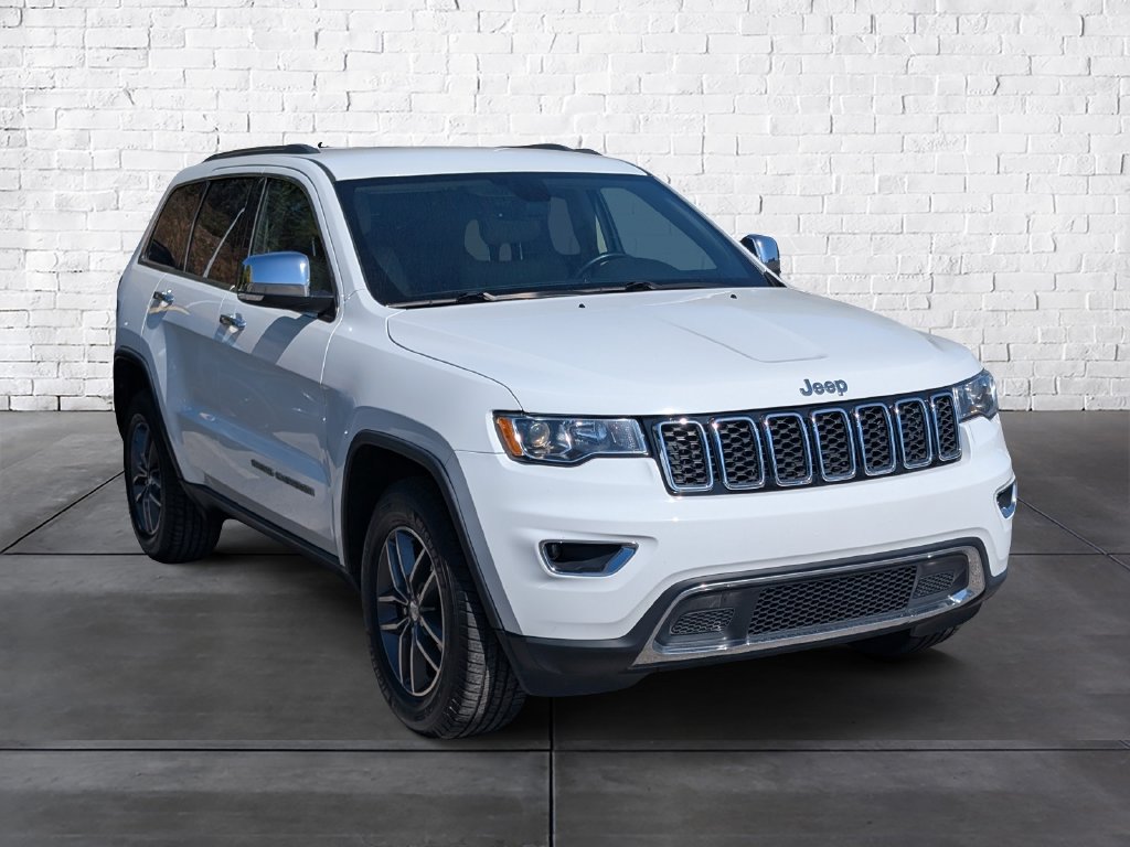 Used 2017 Jeep Grand Cherokee Limited AWD/4WD image 2