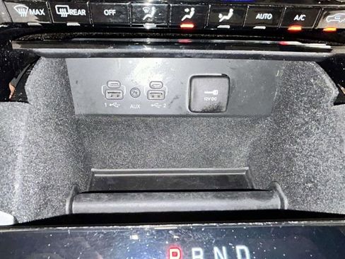 Used 2022 Jeep Grand Cherokee L Limited RWD image 20