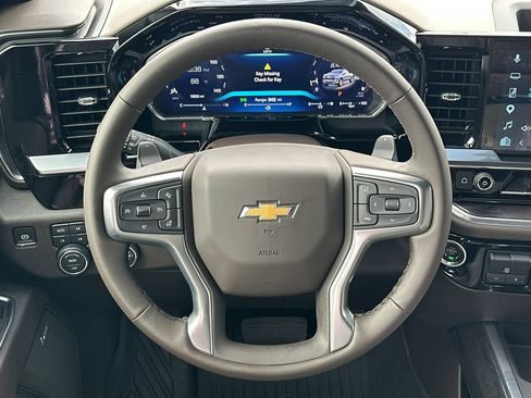 Used 2026 Chevrolet Silverado 1500 LTZ AWD/4WD image 24