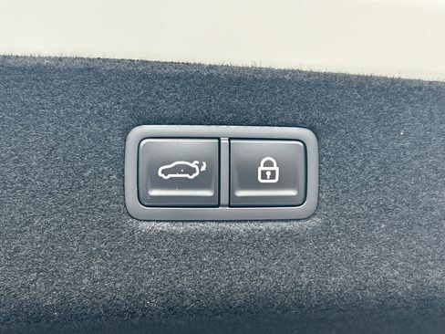 New 2026 Genesis G90 3.5T Prestige AWD/4WD image 19