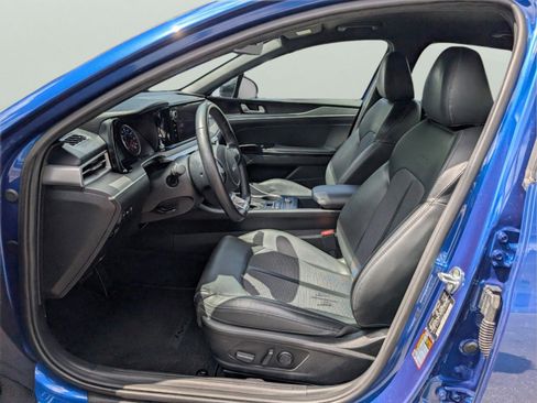 Used 2023 Kia K5 GT-Line w/ GT-Line Premium Package image 9