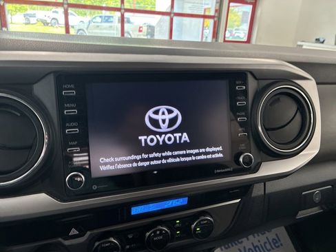 Used 2023 Toyota Tacoma SR5 AWD/4WD image 30