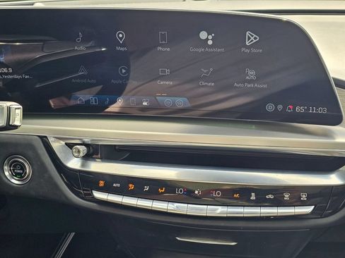 Certified 2024 Cadillac Lyriq Sport AWD/4WD image 29
