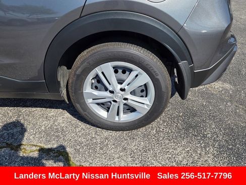 Used 2025 Nissan Kicks Play S FWD image 12