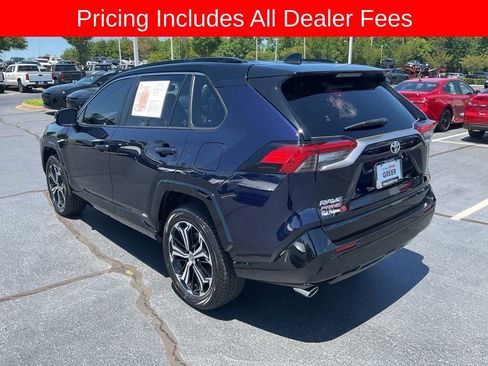 Used 2025 Toyota RAV4 XSE AWD/4WD image 17