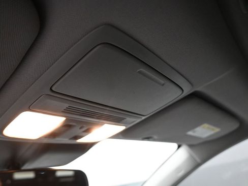 Used 2022 Honda CR-V EX image 9