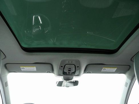 Used 2018 Audi Q5 2.0T Premium Plus w/ Premium Plus Package image 20