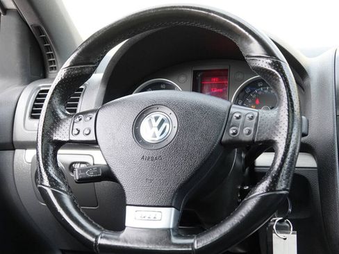 Used 2007 Volkswagen GTI 4-Door FWD image 67