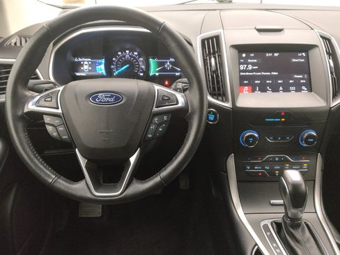Used 2018 Ford Edge SEL w/ Equipment Group 201A FWD image 22