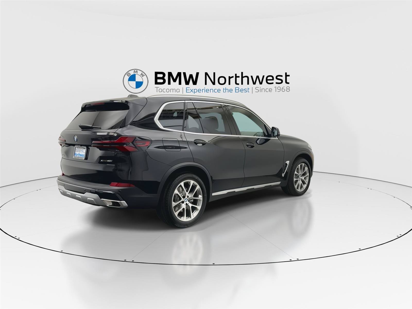 Used 2026 BMW X5 xDrive40i w/ Climate Comfort Package AWD/4WD image 3