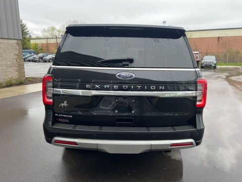 Used 2023 Ford Expedition Platinum AWD/4WD image 6