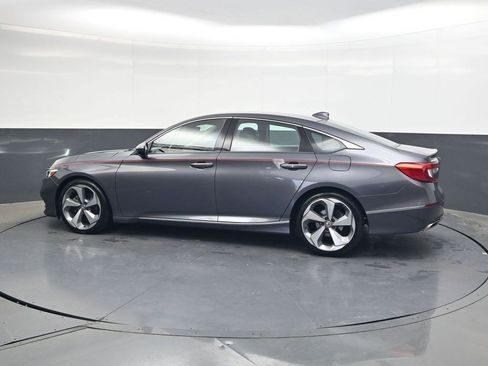Used 2020 Honda Accord Touring image 7