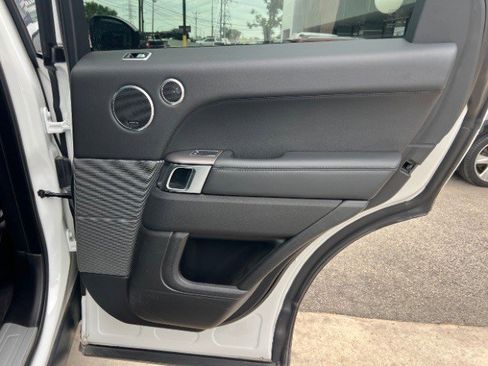 Used 2019 Land Rover Range Rover Sport HSE image 16