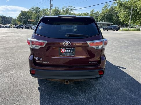 Used 2014 Toyota Highlander XLE AWD/4WD image 35