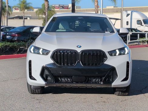 New 2026 BMW X6 xDrive40i w/ Climate Comfort Package image 3
