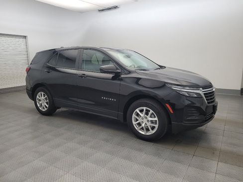 Used 2023 Chevrolet Equinox LS w/ LS Convenience Package FWD image 11