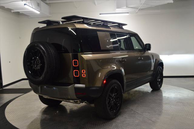 New 2026 Land Rover Defender 110 S AWD/4WD image 7