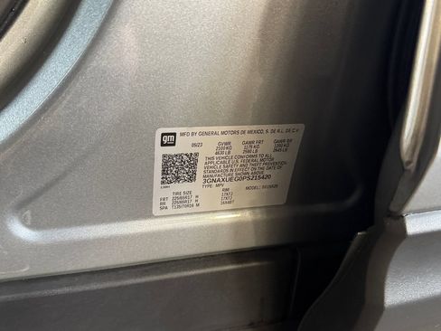 Used 2023 Chevrolet Equinox LT AWD/4WD image 31