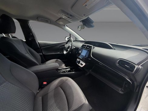 Used 2017 Toyota Prius Prime Plus w/ Carpet Mat Package FWD image 34