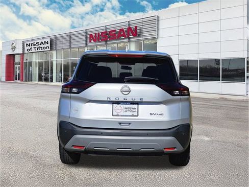 Certified 2023 Nissan Rogue SV image 5