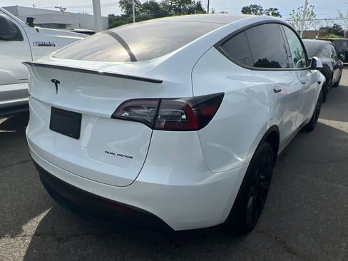 Used 2023 Tesla Model Y Long Range image 4