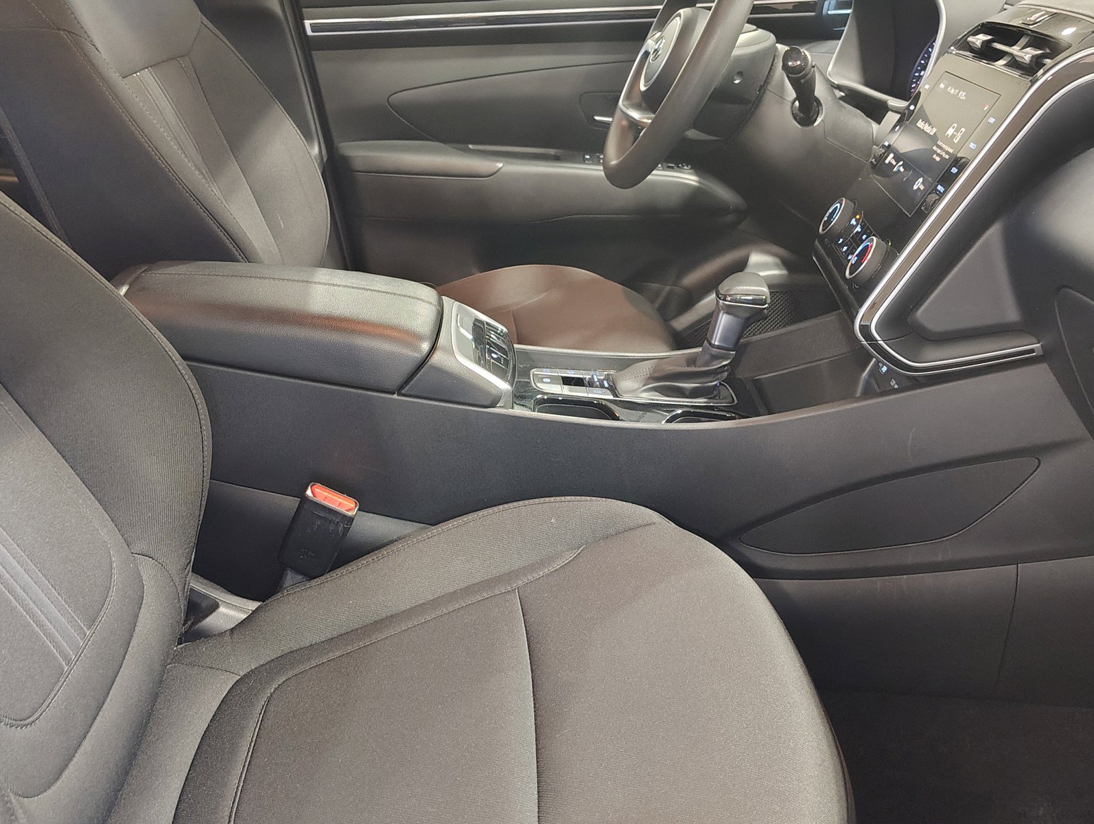 Certified 2023 Hyundai Tucson SEL AWD/4WD image 29