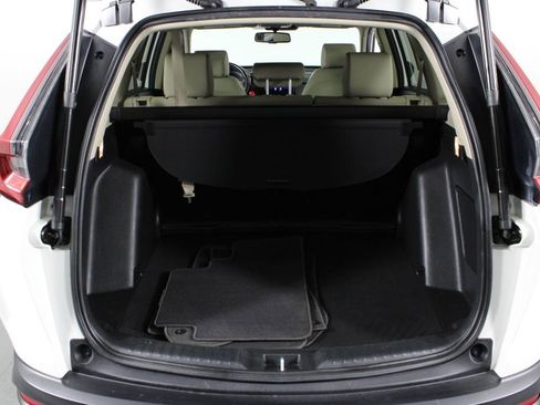 Used 2022 Honda CR-V Touring image 16