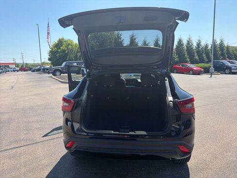 Used 2026 Chevrolet Trax RS w/ Driver Confidence Package FWD image 26