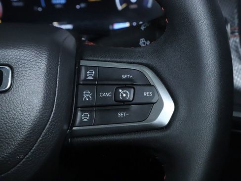 Used 2024 Jeep Compass Trailhawk w/ Trailhawk Elite Group AWD/4WD image 25